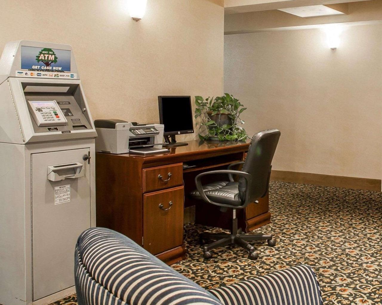 Comfort Inn At Newport Beach Middletown Exterior foto